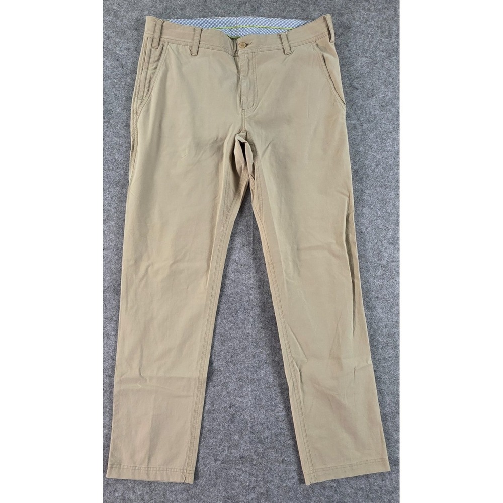 Tasc Pants‎ Men's Size 34 Bamboo Khaki Classic Office Casual Golf Performance